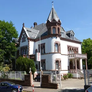 Am Berg 3* Frankfurt nad Menem
